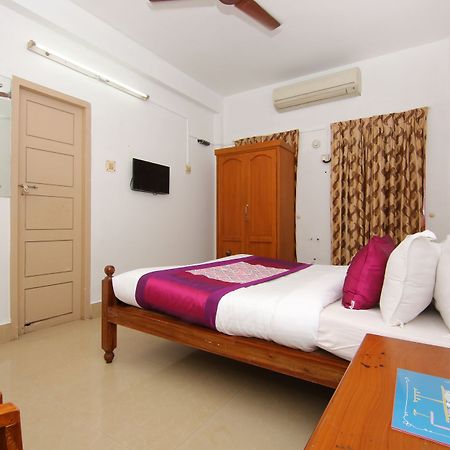 Oyo 6712 Hotel Malabar House Kochi Екстериор снимка