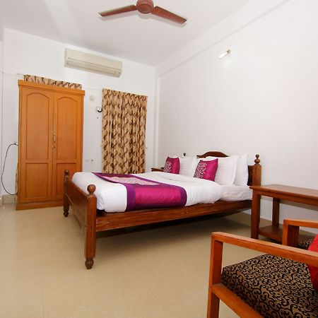 Oyo 6712 Hotel Malabar House Kochi Екстериор снимка